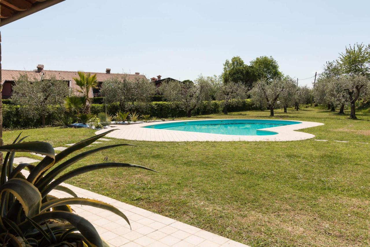 Villa Oleander Manerba del Garda Eksteriør billede